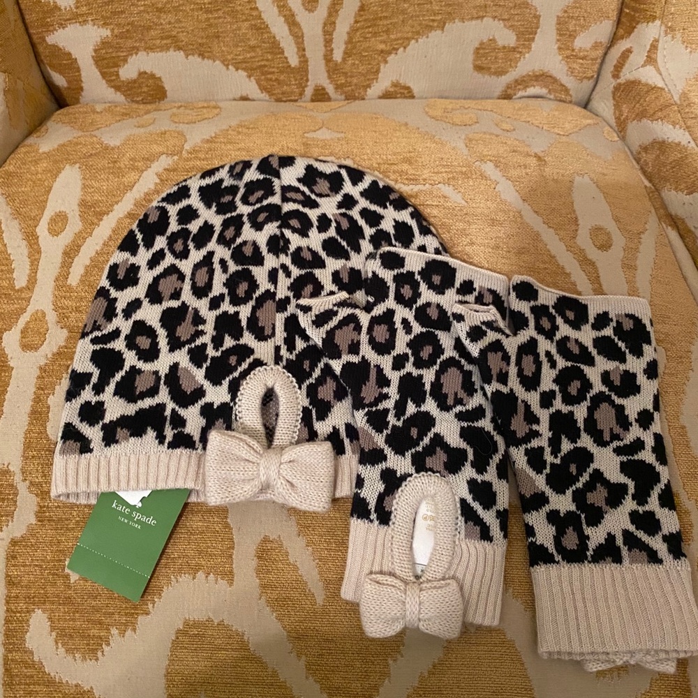 Kate Spade Leopard Print knit hat and glove set